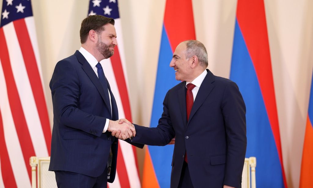 Στην Αρμενία ο Τζέι Ντι Βανς – Ο πιο υψηλόβαθμος αξιωματούχος των ΗΠΑ που επισκέπτεται τη χώρα