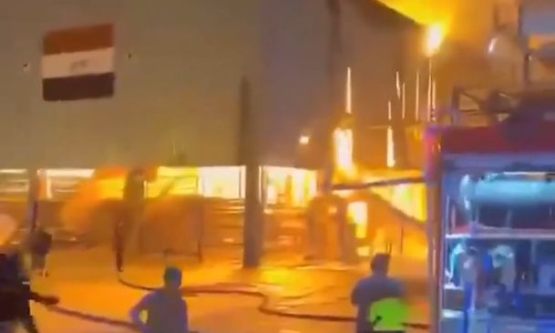 Ιράκ: Ένας νεκρός και 13 τραυματίες από πυρκαγιά σε διυλιστήριο πετρελαίου – Βίντεο