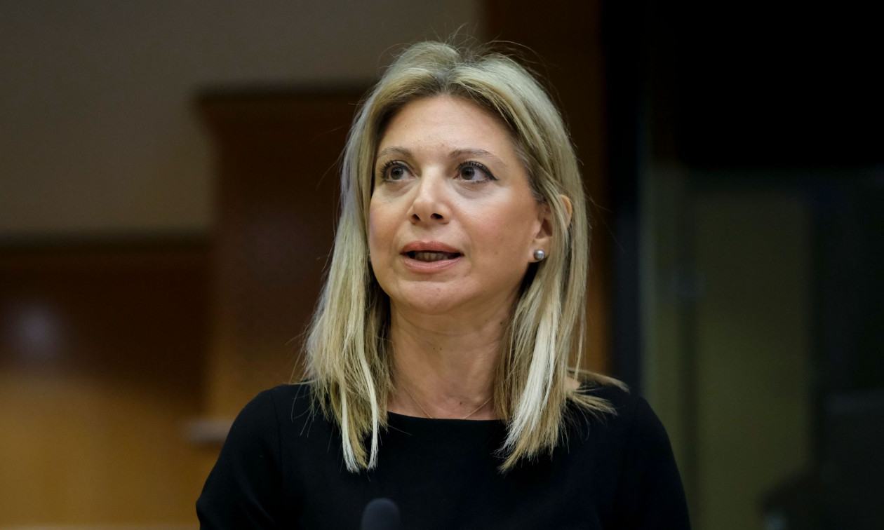 Καρυστιανού: Δεν έχουμε ταμπέλα – Τι είπε για εθνικά και αναθεώρηση Συντάγματος