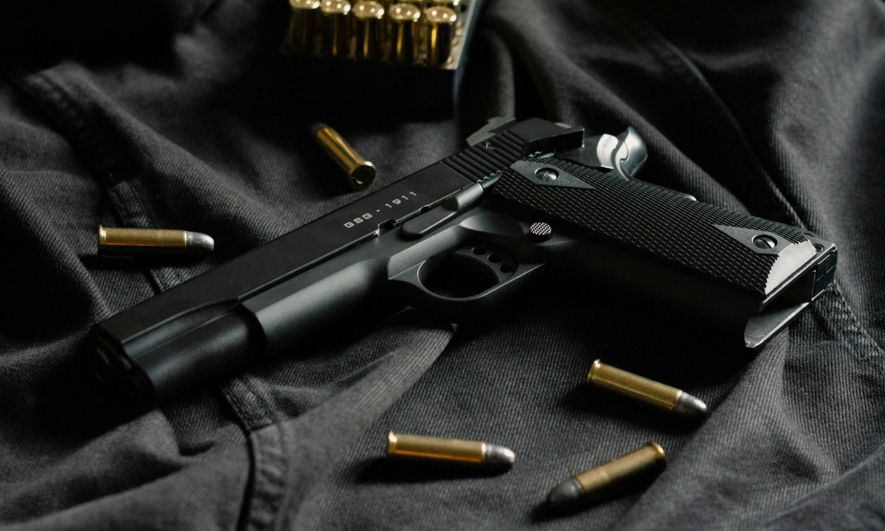 Πάτρα: Συνελήφθη άνδρας που μπούκαρε στο σπίτι του γείτονά του και τον απείλησε με όπλο