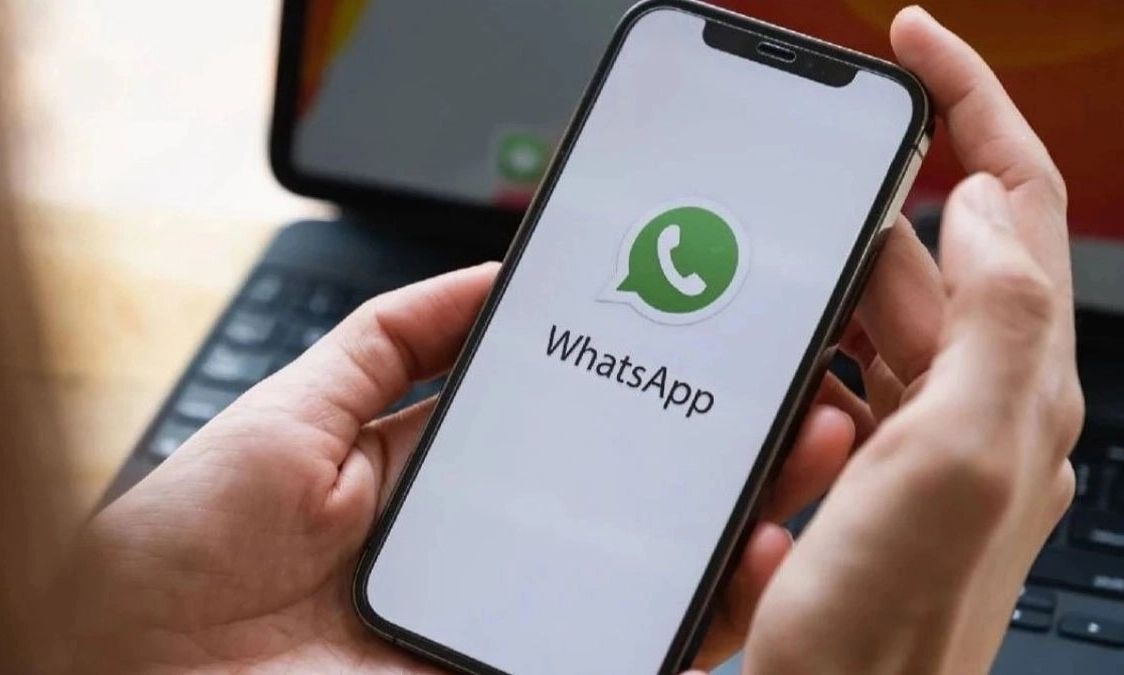 Ρωσία: Προσπάθησε να «μπλοκάρει πλήρως» το WhatsApp και προωθεί υπηρεσία που ελέγχεται από το κράτος