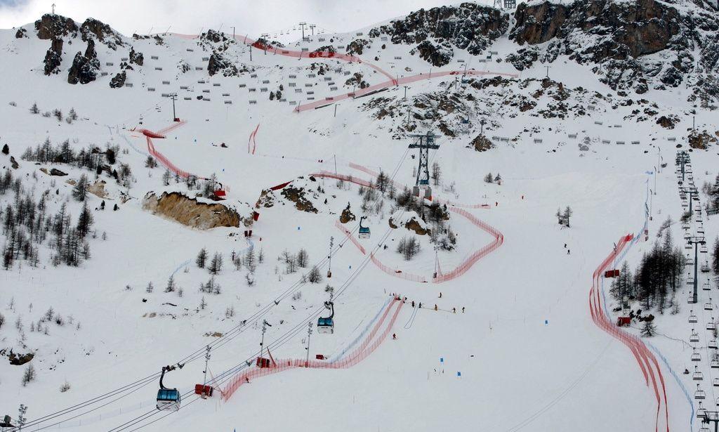 Ρεκόρ θανάτων στις Άλπεις – Σε κατάσταση «κόκκινου συναγερμού» για χιονοστιβάδες