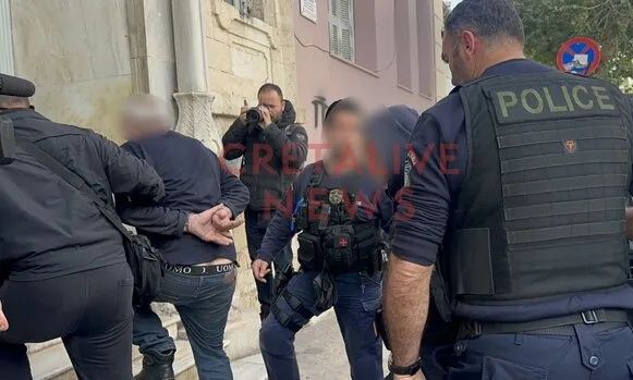 Ηράκλειο: Πρώτα πήρε την Αστυνομία και μετά σκότωσε τον αδελφό του – Στον Εισαγγελέα ο δράστης