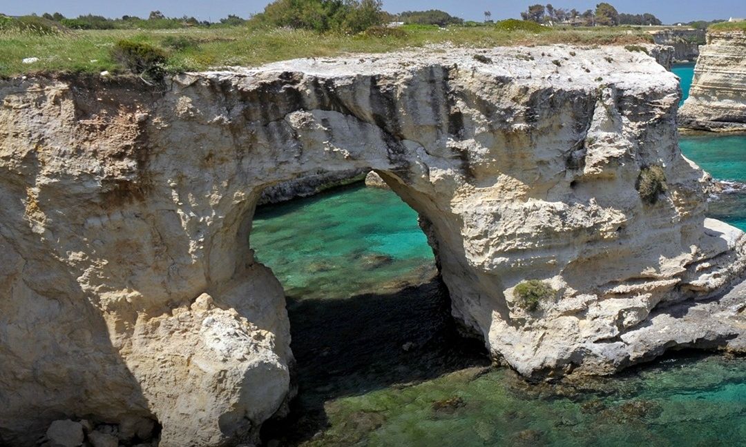 Ιταλία: Κατέρρευσε την Ημέρα του Αγίου Βαλεντίνου η «Αψίδα των Εραστών»