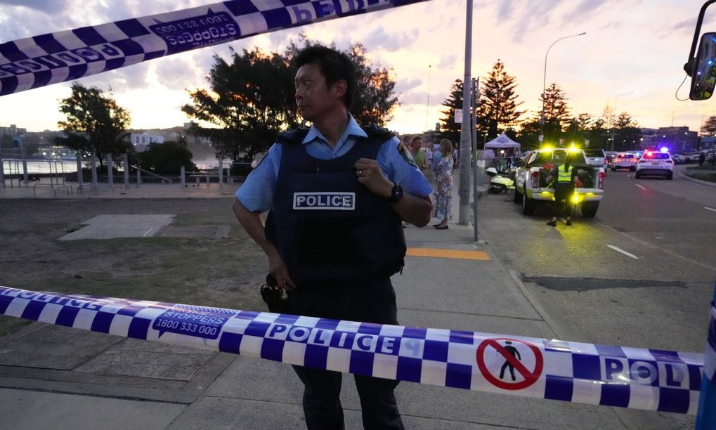 Συναγερμός στο Σίδνεϊ: Άνδρας μαχαίρωσε κόσμο σε εμπορική περιοχή – Ένας νεκρός και δύο τραυματίες