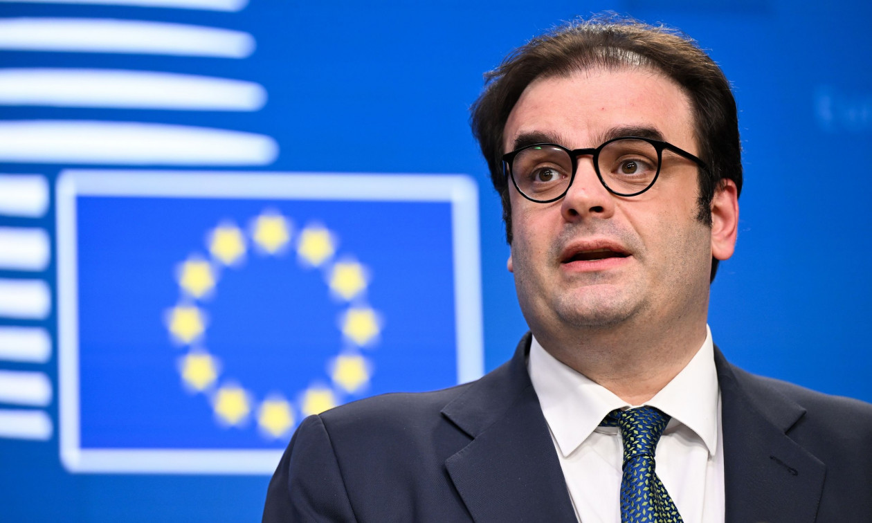 Πιερρακάκης στο Eurogroup: «Να επανεκτιμήσουμε τον διεθνή ρόλο του ευρώ»