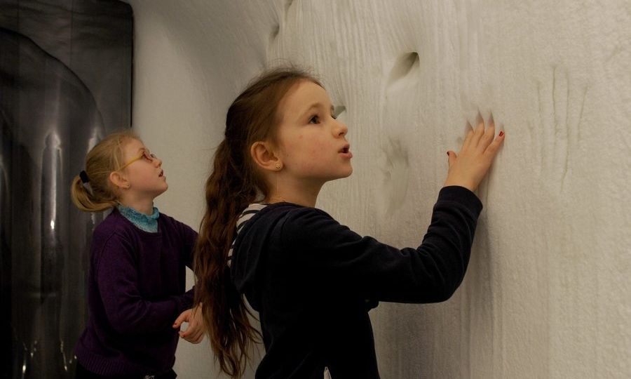 Το δράμα των παιδιών στην Ουκρανία – Νέα έκθεση: Πάνω από 3.200 νεκρά ή τραυματισμένα