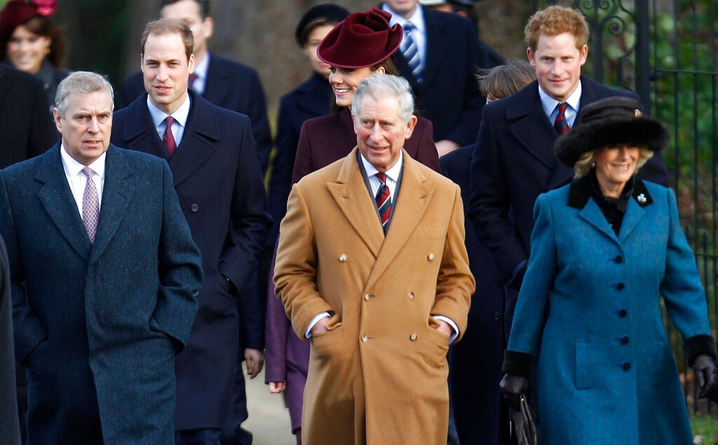 Τα μεγαλύτερα βασιλικά σκάνδαλα στην ιστορία της Βρετανίας – Οι σκιές στο Μπάκιγχαμ