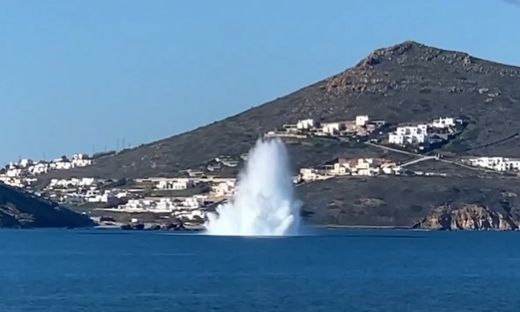 Νάξος: Εξουδετερώθηκε η νάρκη – Δείτε τη στιγμή της ελεγχόμενης έκρηξης