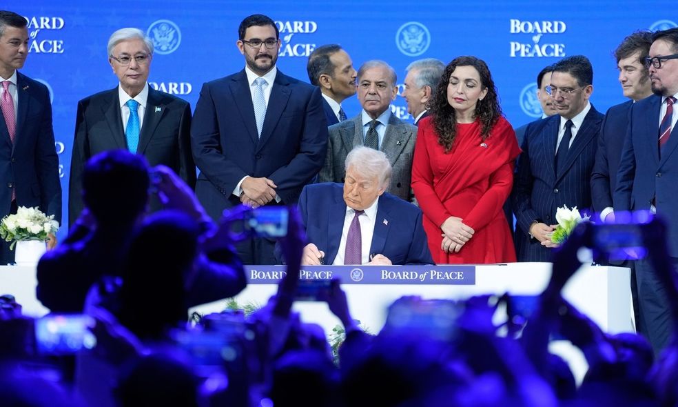 Το Συμβούλιο Ειρήνης του Τραμπ: Πλήρης λίστα μελών και χωρών που εκπροσωπούνται – Ποιες απουσιάζουν