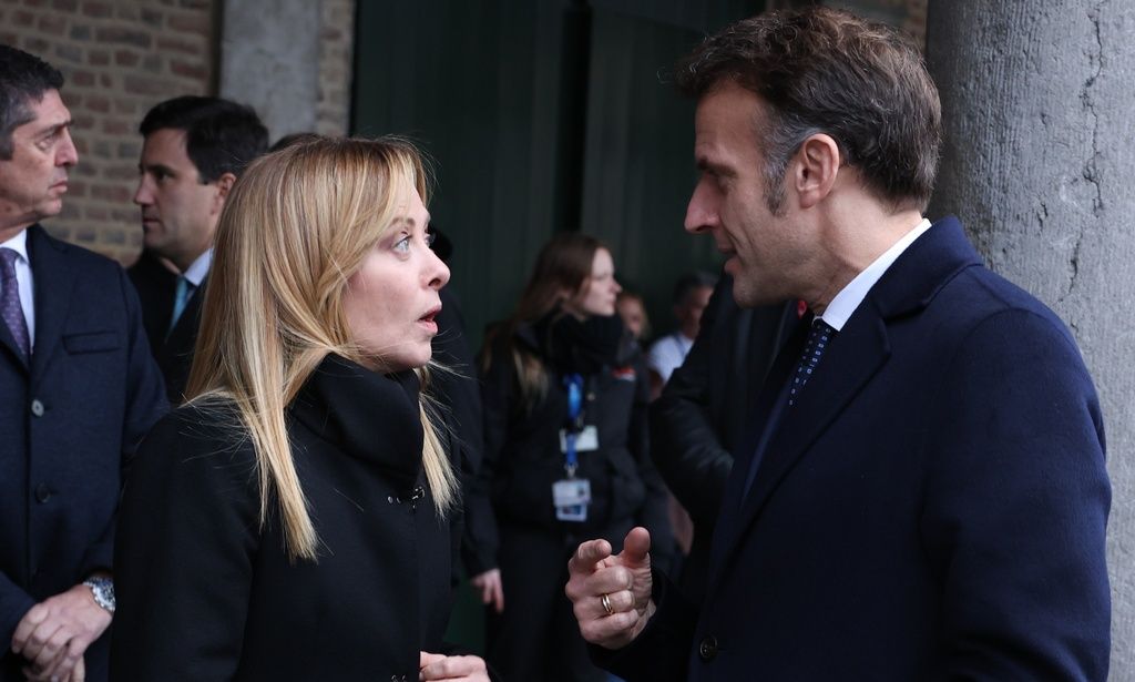 Τσακώθηκαν Μακρόν – Μελόνι:  «Να μη σχολιάζει ό,τι συμβαίνει στους άλλους»