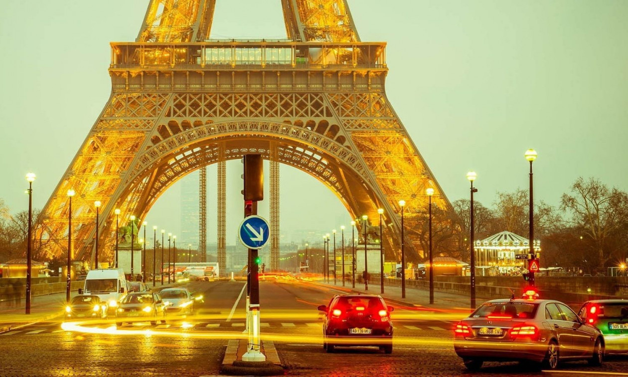 Γαλλία: Απειλές για βόμβα στον Πύργο του Άιφελ, στο Sciences Po και στον Πύργο Μονπαρνάς