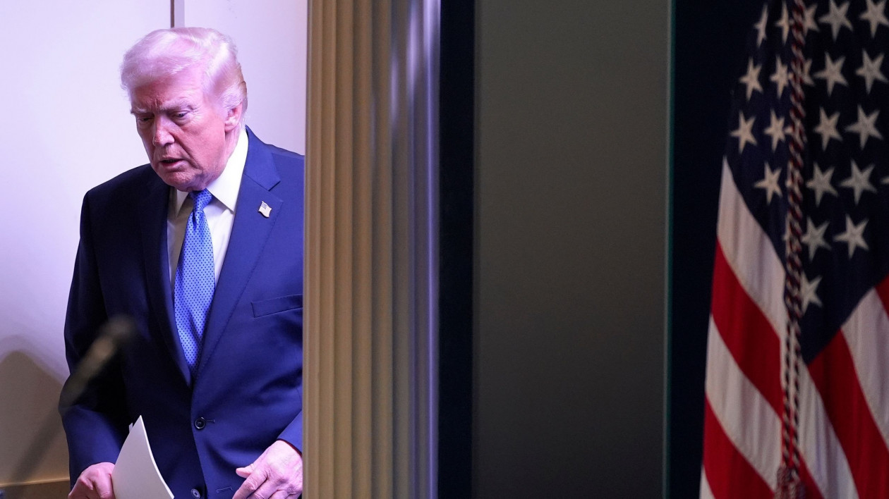 Τραμπ: Νέο διάταγμα για δασμούς 10% – Τι αλλάζει μετά την απόφαση του Ανωτάτου Δικαστηρίου