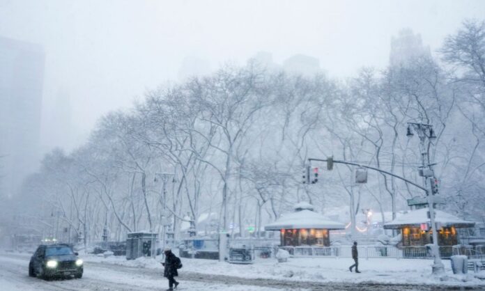 1717600-37ddb1fc-winter-weather-new-york.jpg