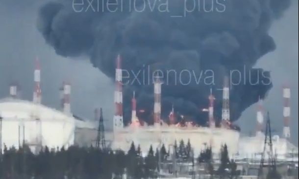 Ουκρανική επίθεση σε μονάδα άντλησης πετρελαίου του αγωγού Druzhba – Βίντεο