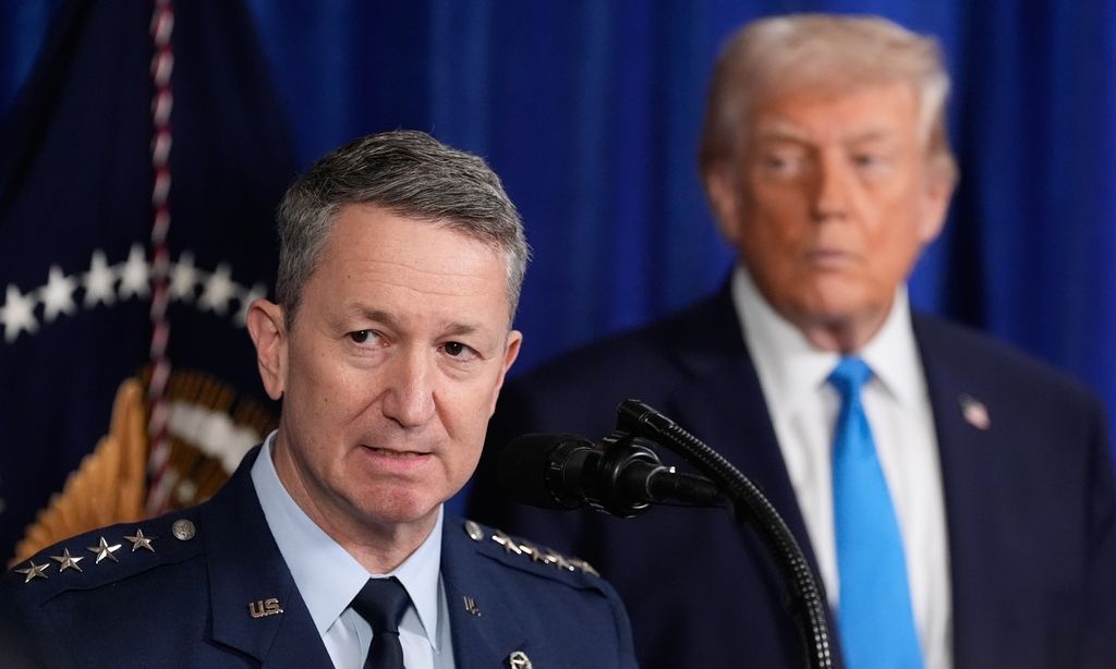 Axios: Προειδοποίηση από τον ανώτατο στρατηγό των ΗΠΑ για τους κινδύνους επέμβασης στο Ιράν