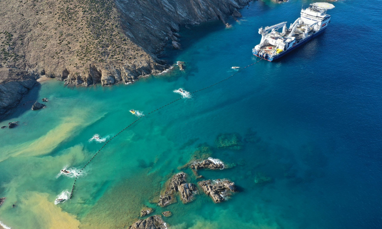 ΑΔΜΗΕ: Ελάφρυνση 3,7 δισ. ευρώ για τους καταναλωτές έως το 2034 από τις ηλεκτρικές διασυνδέσεις