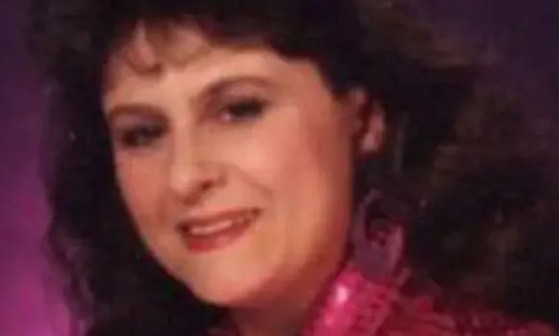 Μητέρα που είχε εξαφανιστεί πριν 24 χρόνια ζει νέα ζωή και εξηγεί γιατί έφυγε