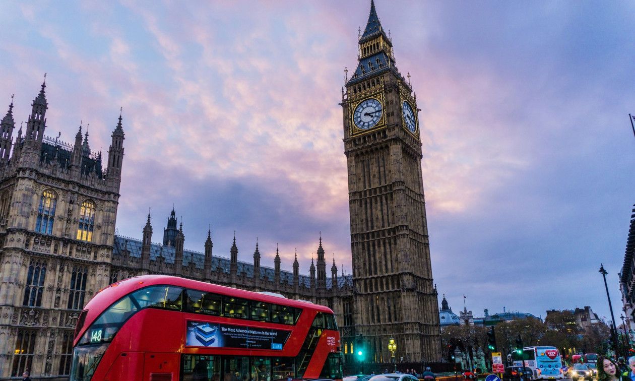 Βρετανία: Μέτρα κατά 300 οντοτήτων στον νέο γύρο κυρώσεων κατά της Ρωσίας