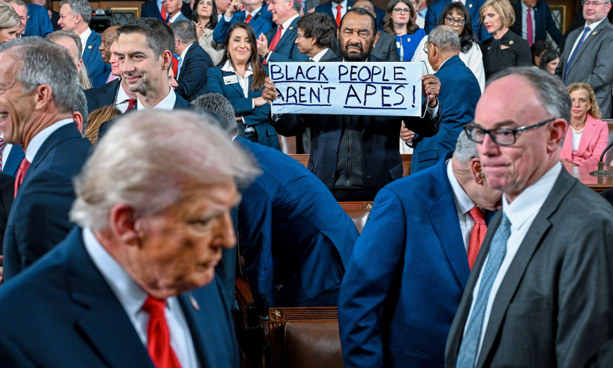 «Σκοτώνετε Αμερικανούς»: Ένταση με Δημοκρατικούς βουλευτές κατά την διάρκεια της ομιλίας του Τραμπ