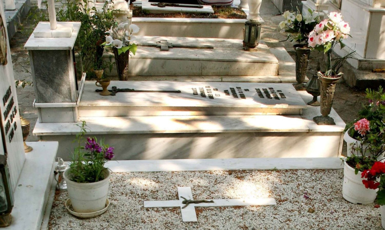 Καβάλα: Εκταφή 150 σορών γιατί δεν ολοκληρώθηκε η αποσύνθεση λόγω Covid-19