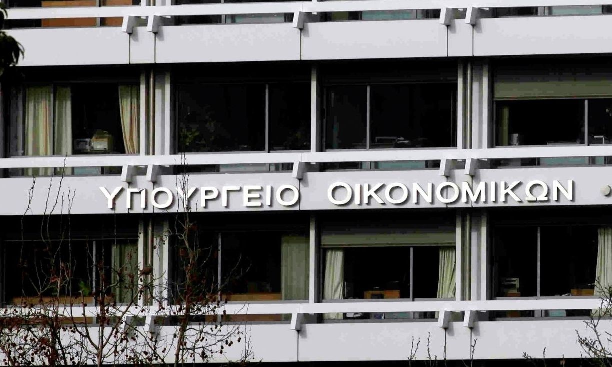 Σκέψεις για ρύθμιση – ανάσα με περισσότερες δόσεις για χρέη προς την εφορία