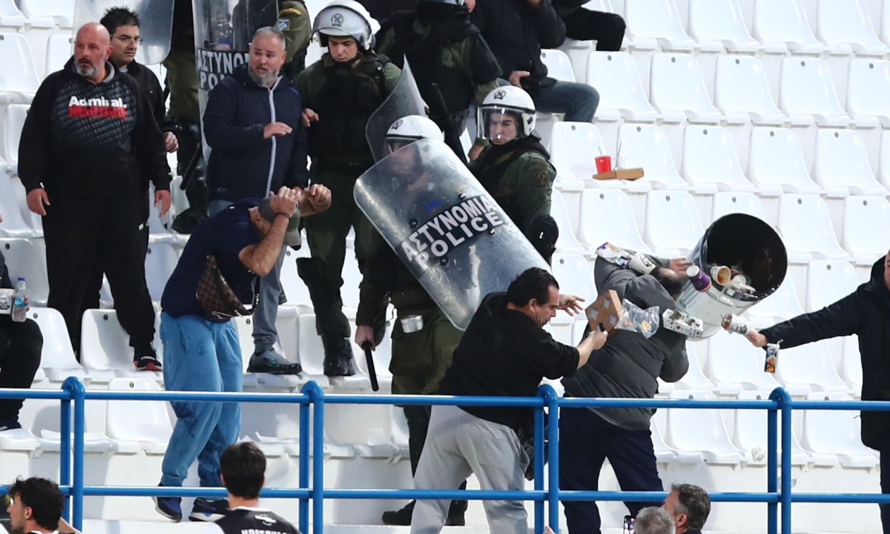 Στη φυλακή για τα επεισόδια στη Νίκαια ο πρόεδρος του Ιωνικού και δύο οπαδοί της ομάδας