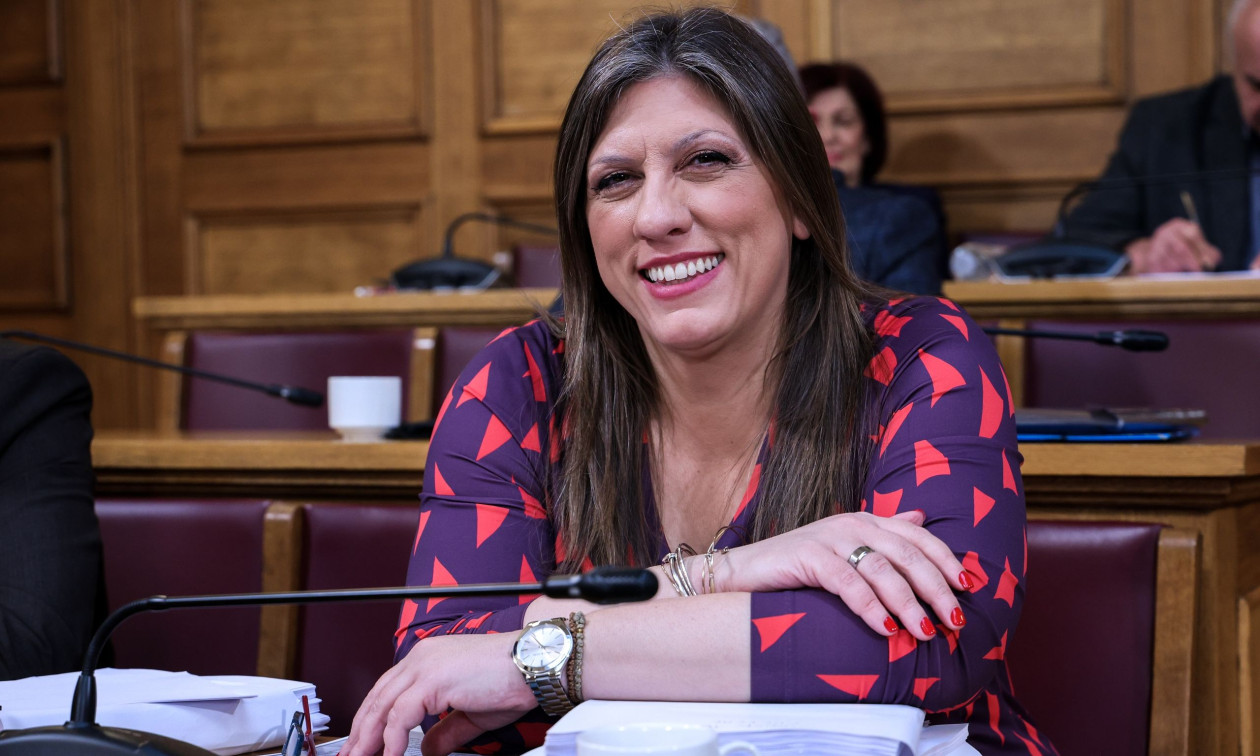 Σφοδρή επίθεση Κωνσταντοπούλου: «Τα “ναι, ναι, ναι” θα μπουν στη σειρά με το μπάζωμα για τα Τέμπη»