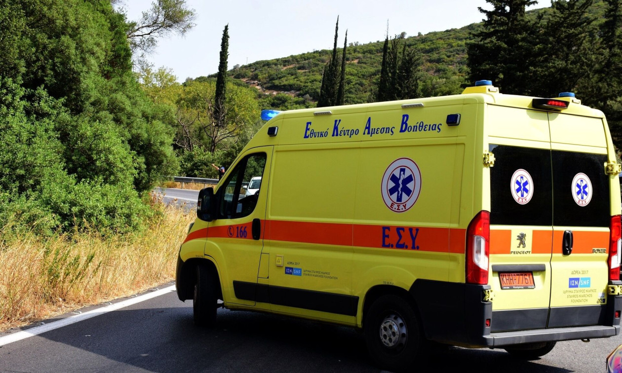 Κρήτη: Τρεις τραυματίες σε τροχαίο στην Εθνική Οδό Ηρακλείου – Μοιρών