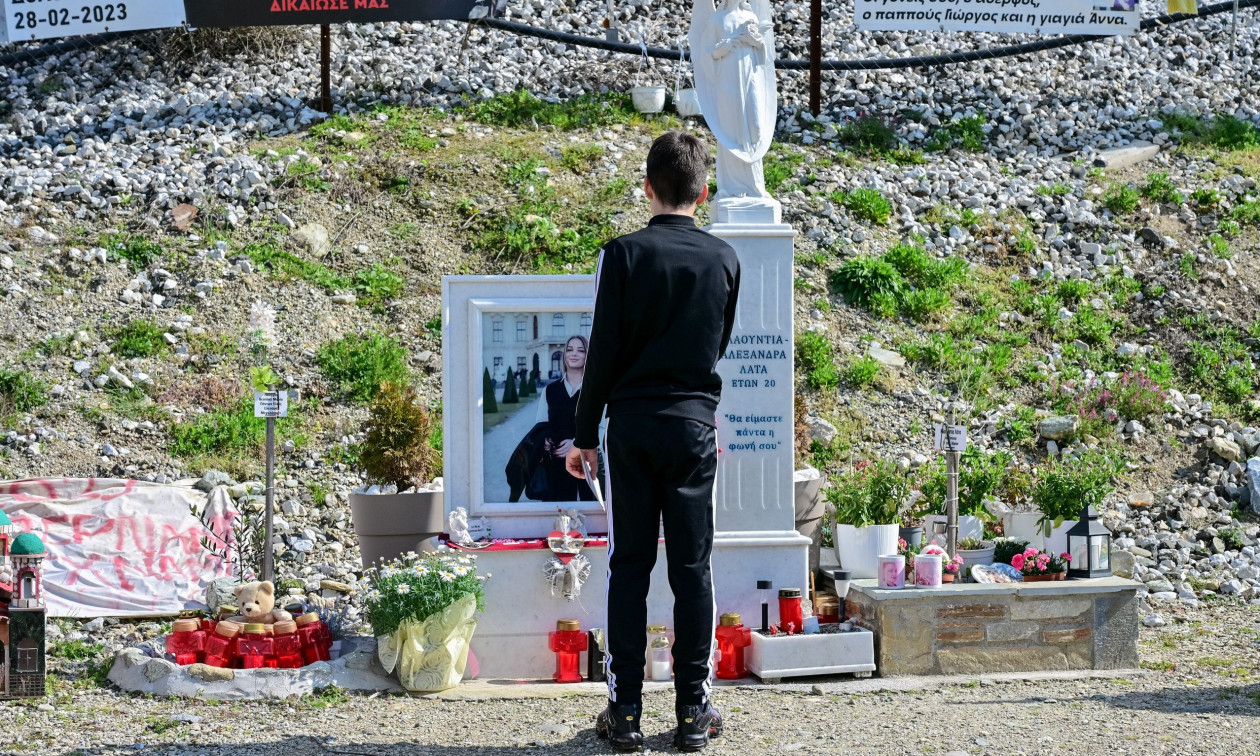 LIVEBLOG – Τέμπη, τρία χρόνια μετά – Συλλαλητήρια και εκδηλώσεις μνήμης για την τραγωδία