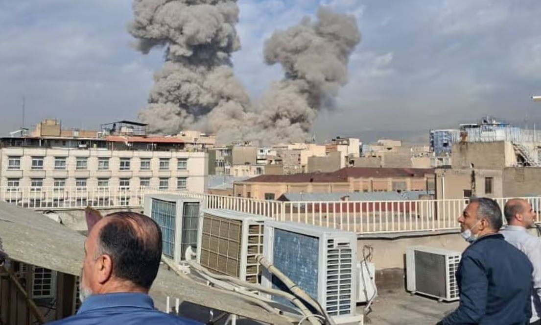 Χάος και πανικός στην Τεχεράνη μετά τις επιθέσεις – «Νιώθουμε σαν να παίζουμε σε ταινία τρόμου»