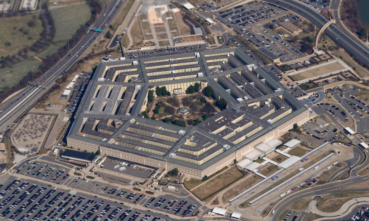 Η OpenAI συνάπτει συμφωνία με το Πεντάγωνο μετά το τέλος της Anthropic