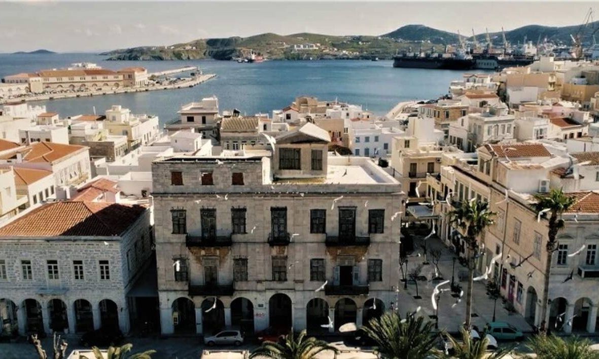 Σύρος: Εντοπίστηκε σορός άνδρα στη μαρίνα – Ήταν υπήκοος Δανίας