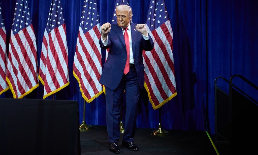 Ιρανοί με «τον χορό του Τραμπ» τον ευχαριστούν για την εξάλειψη Χαμενεΐ – Viral τα βίντεο στα social