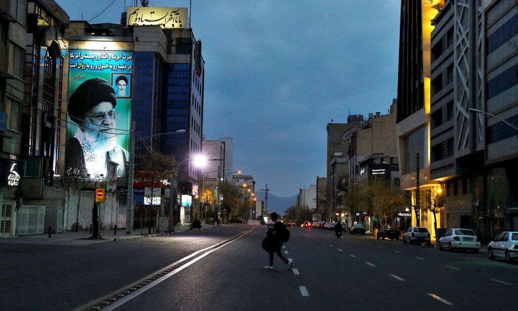 Financial Times: 25 χρόνια σχεδίαζε το Ισράηλ τη δολοφονία Χαμενεΐ – Χακαρισμένες κάμερες και ΑΙ