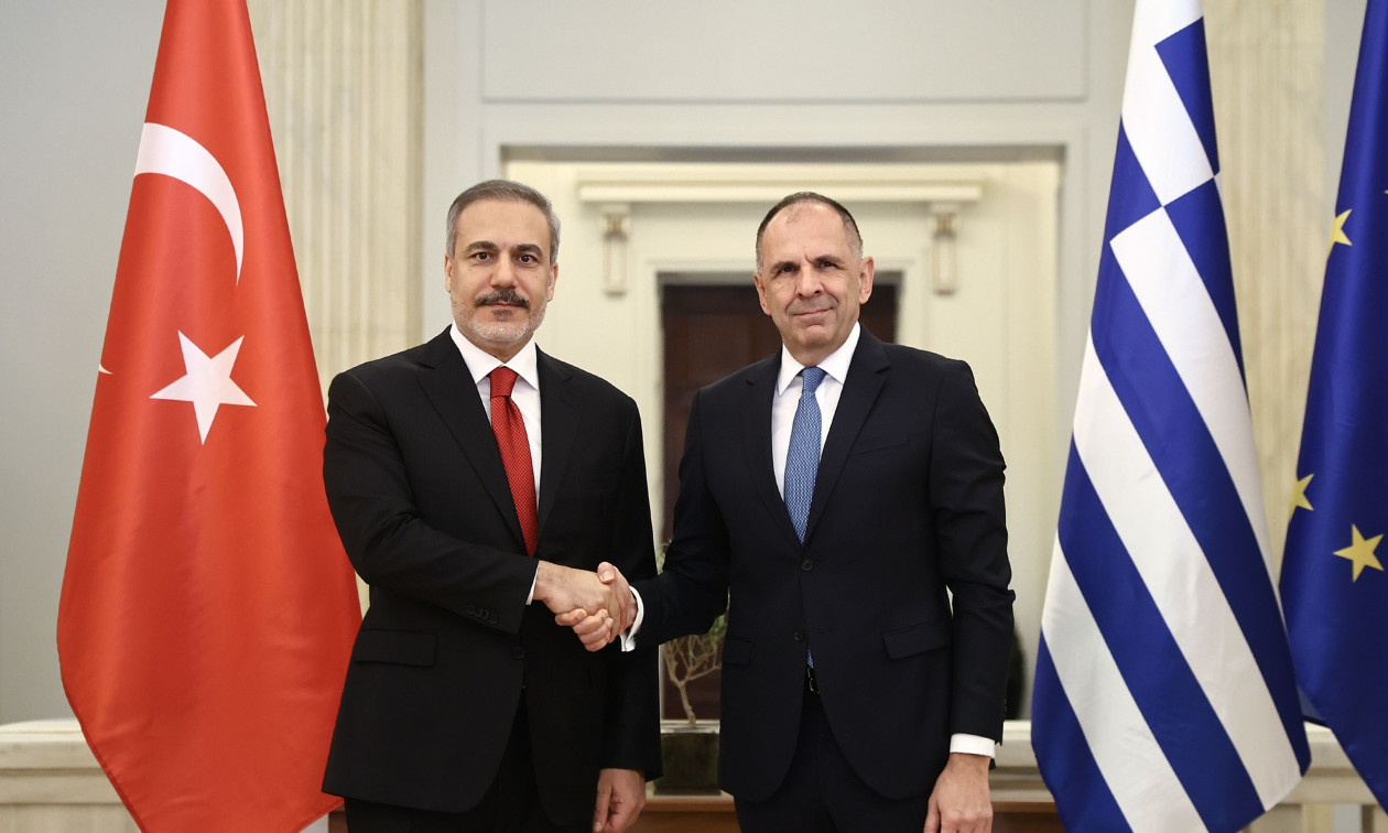 Τηλεφωνική επικοινωνία Γεραπετρίτη – Φιντάν για τη Μέση Ανατολή