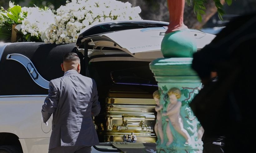 Σε χρυσό φέρετρο ενταφιάστηκε ο διαβόητος Μεξικανός βαρόνος ναρκωτικών, El Mencho