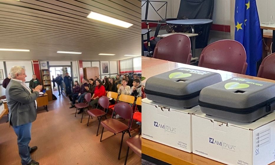 Βόλος: Μητέρα δώρισε απινιδωτές σε δύο σχολεία στη μνήμη του γιου της που πέθανε από ανακοπή