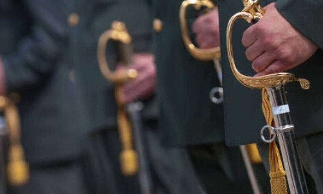 Συντάξεις: Αναδρομικά έως 4.360 ευρώ για 2.927 απόστρατους