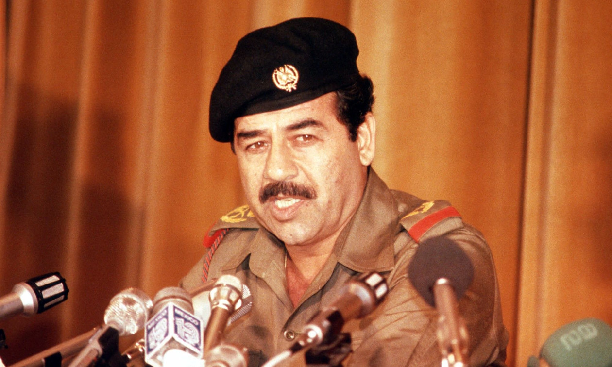 Σαντάμ Χουσεΐν: Οι τελευταίες πέντε λέξεις που είπε πριν τον κρεμάσουν