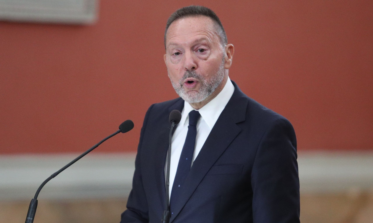 Τι σημαίνει η δήλωση Στουρνάρα για τον πληθωρισμό και τα επιτόκια μετά την ανάφλεξη στη Μέση Ανατολή