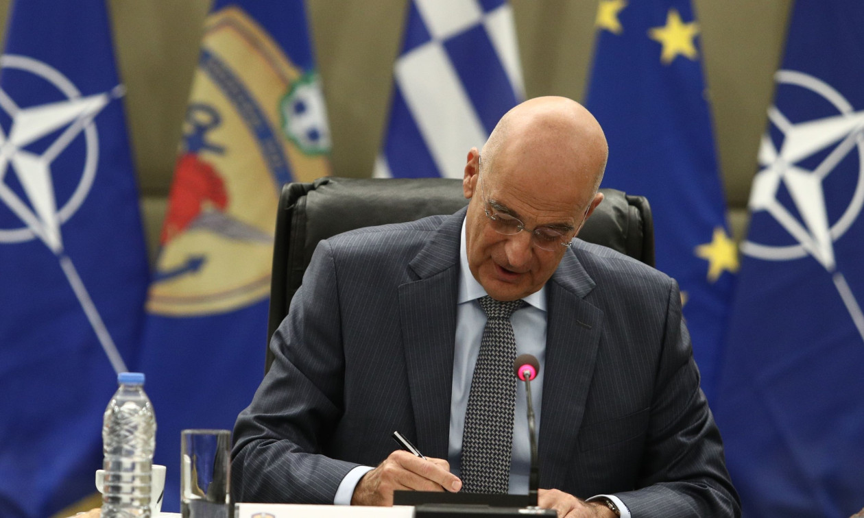 Επικοινωνία Δένδια με τον υπουργό Άμυνας της Βουλγαρίας για τις εξελίξεις στη Μέση Ανατολή