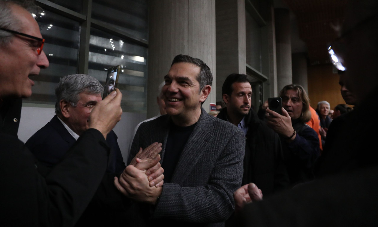 Ο Αλέξης Τσίπρας απάντησε στο πότε θα κάνει κόμμα – Η ποδοσφαιρική αναλογία και το «πρωτάθλημα»