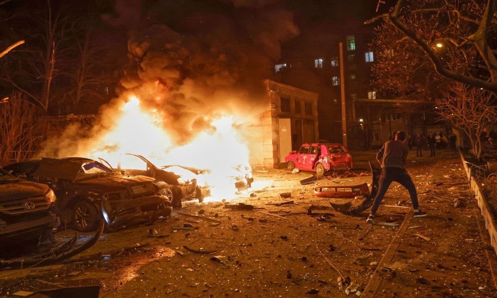 Μαίνονται οι συγκρούσεις και στην Ουκρανία – 7 νεκροί στο Χάρκοβο από ρωσική επίθεση με drones