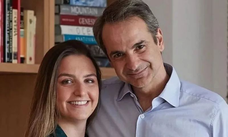 Σοφία Μητσοτάκη: Fake news, πήρα προγραμματισμένη πτήση της Aegean από Ομάν