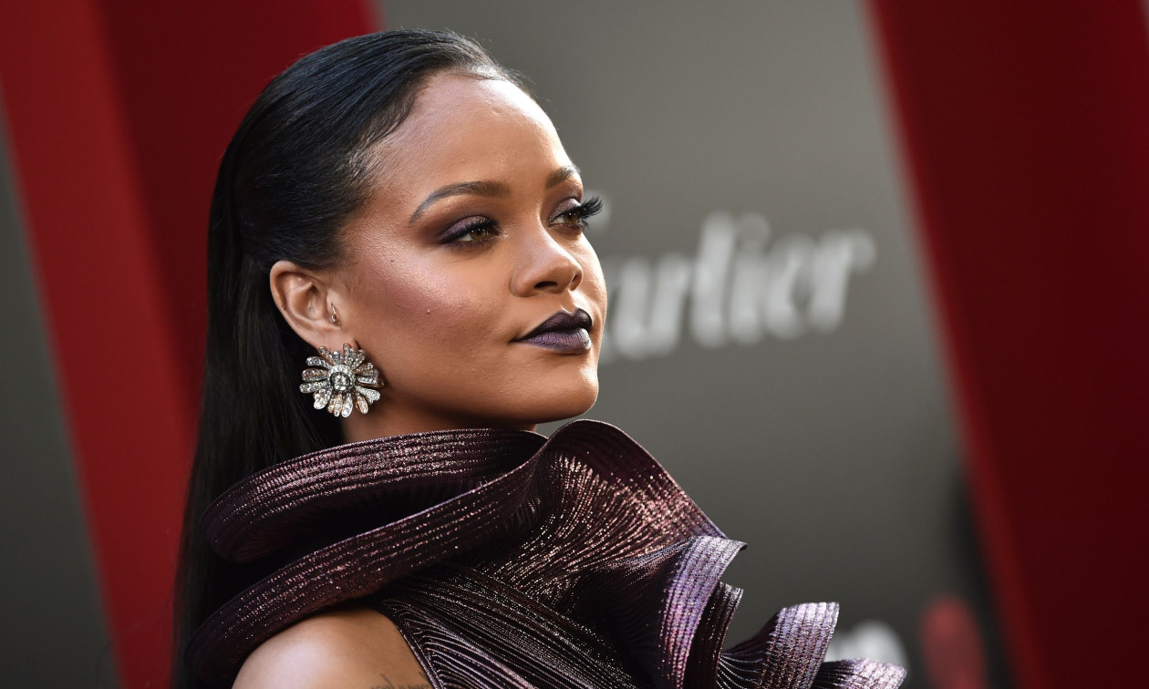 Στόχος πυροβολισμών η έπαυλή της Rihanna στο Μπέβερλι Χιλς – Συνελήφθη η 30χρονη δράστης