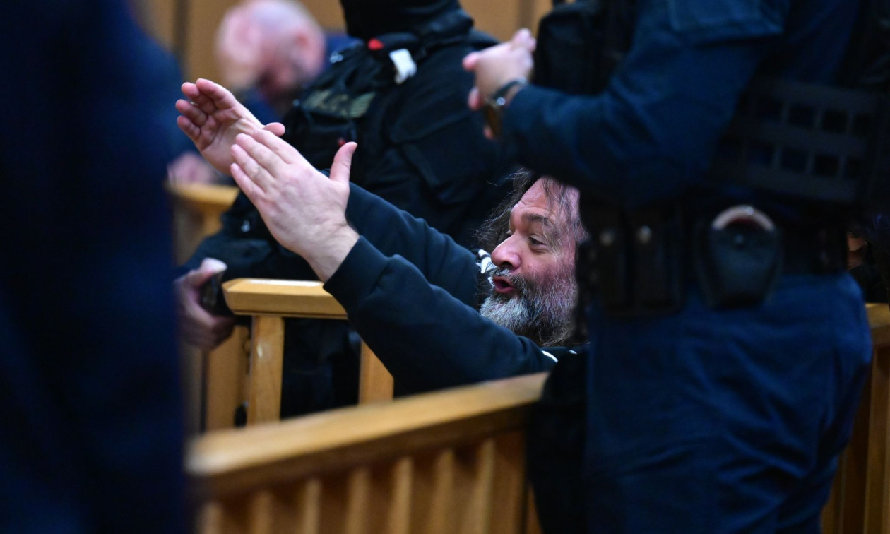 Χρυσή Αυγή: Απόρριψη όλων των ελαφρυντικών εισηγήθηκε η εισαγγελέας