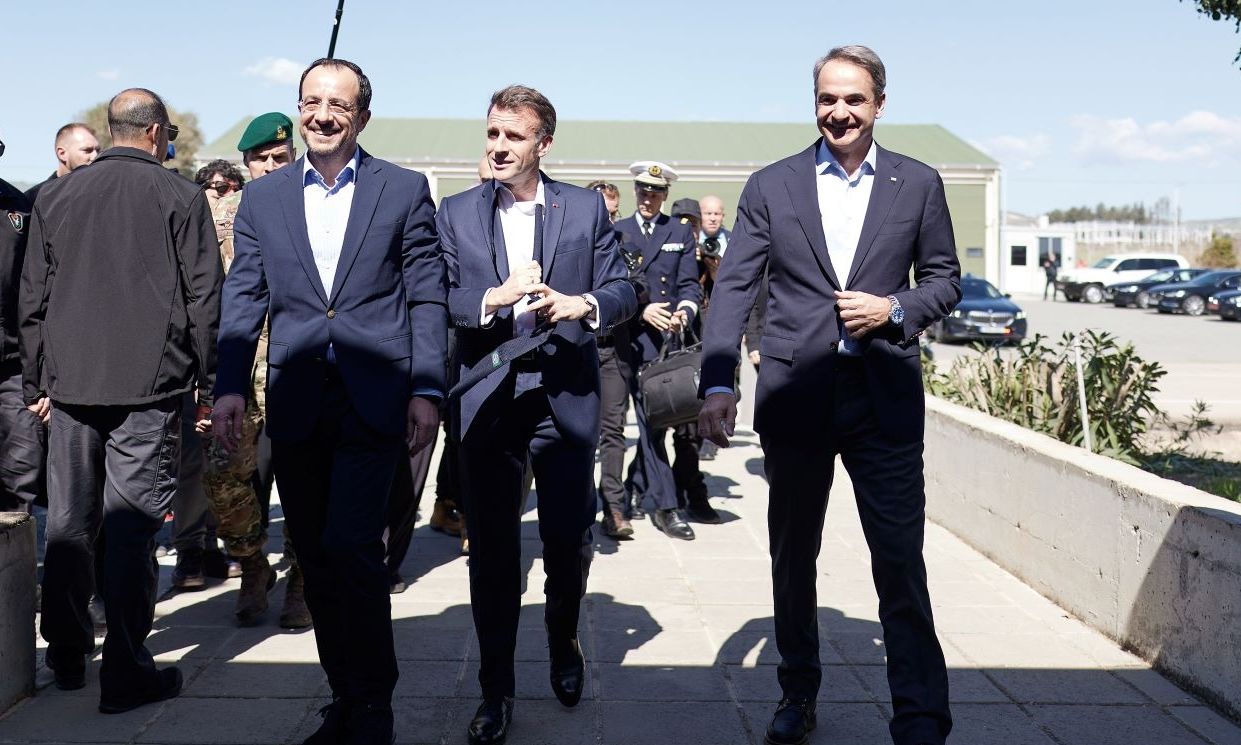 Μακρόν από Κύπρο: Η ανάρτηση στα ελληνικά – «Η Γαλλία εκφράζει την αλληλεγγύη της»