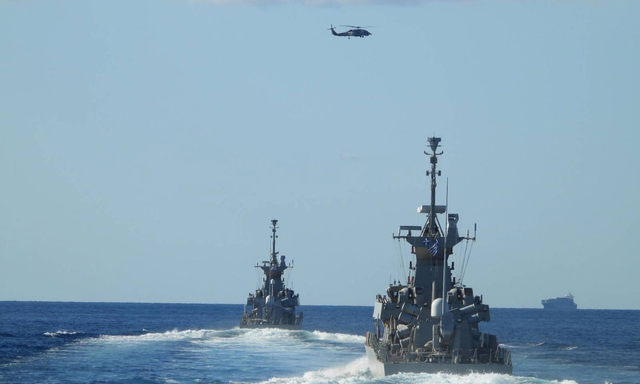 Κυβερνητικές πηγές: Δεν έχουμε πρόθεση να στείλουμε πολεμικό πλοίο στα Στενά του Ορμούζ