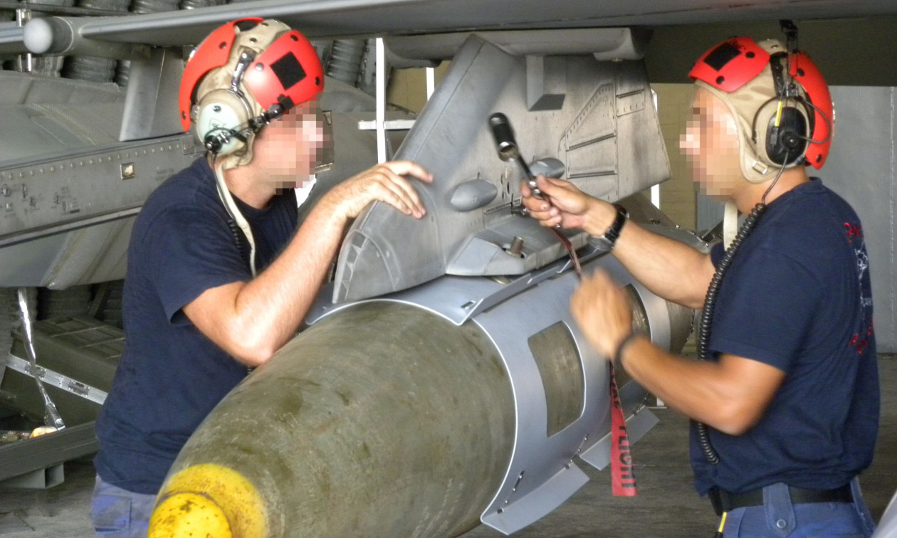 Ενισχύονται οι Ένοπλες Δυνάμεις: Kamikaze drone και τρεις τύποι UCAV – Υπογράφηκαν οι συμβάσεις